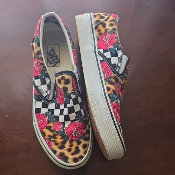 Vans Women's Floral Checkered Slip-On Sneakers - Picture 2 of 3